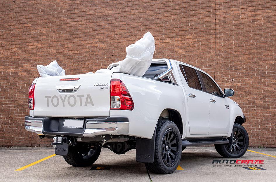 TOYOTA HILUX N80 4WD TACTIC MATTE BLACK